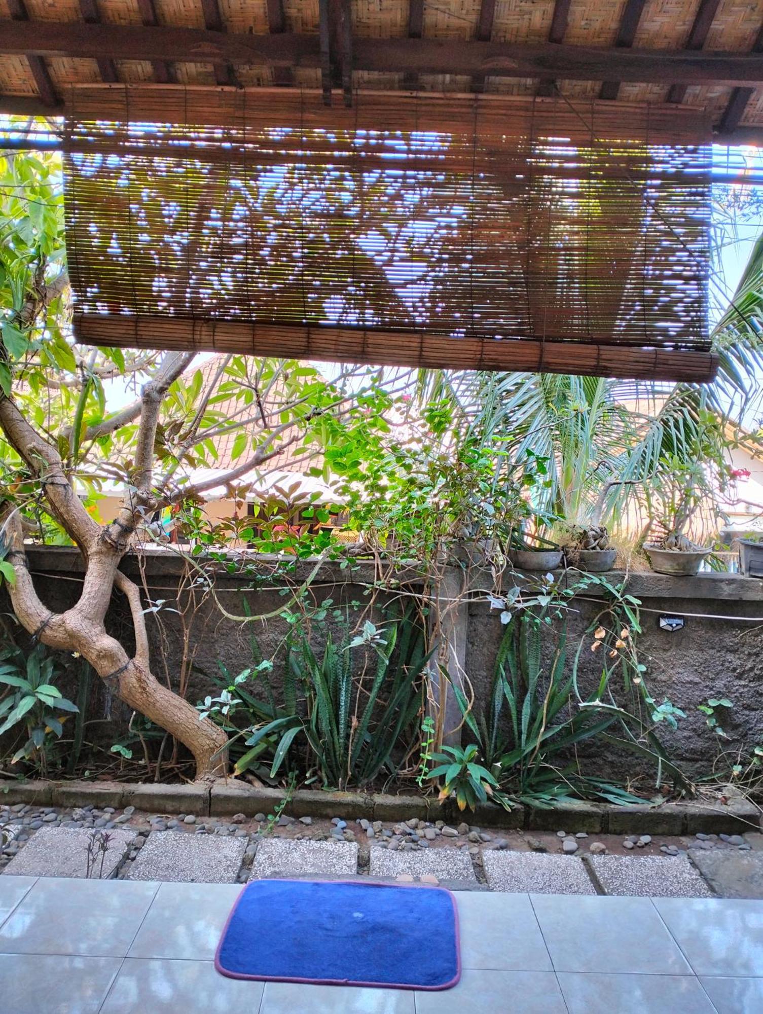 Dharma Yoga Homestay Dan Hostel Amed  Exterior photo